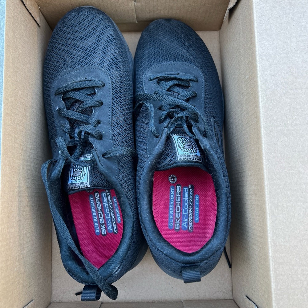 Slip Resistant Wide Fit Memory Foam Shoes Women Size 8